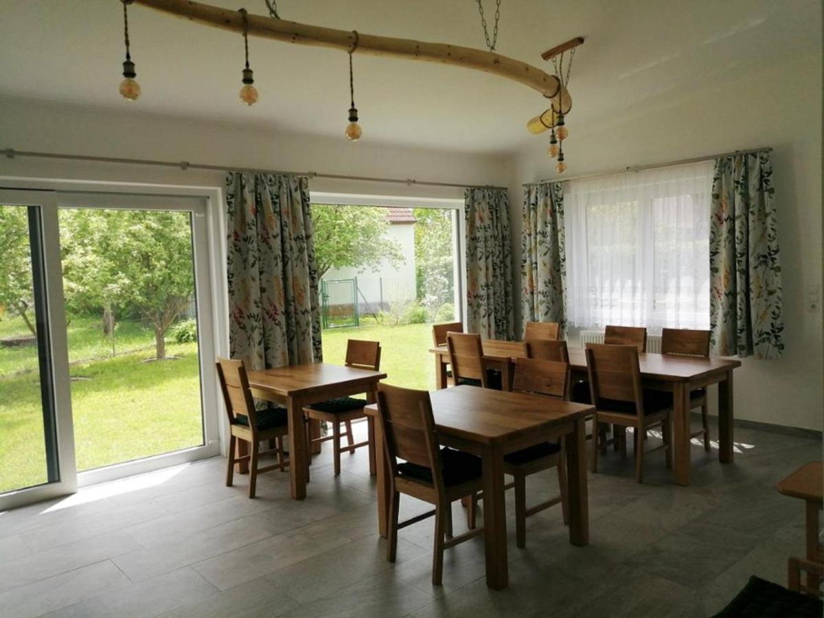 Wohlfuehlhof Bachzelt Hotel Weitersfeld ภายนอก รูปภาพ